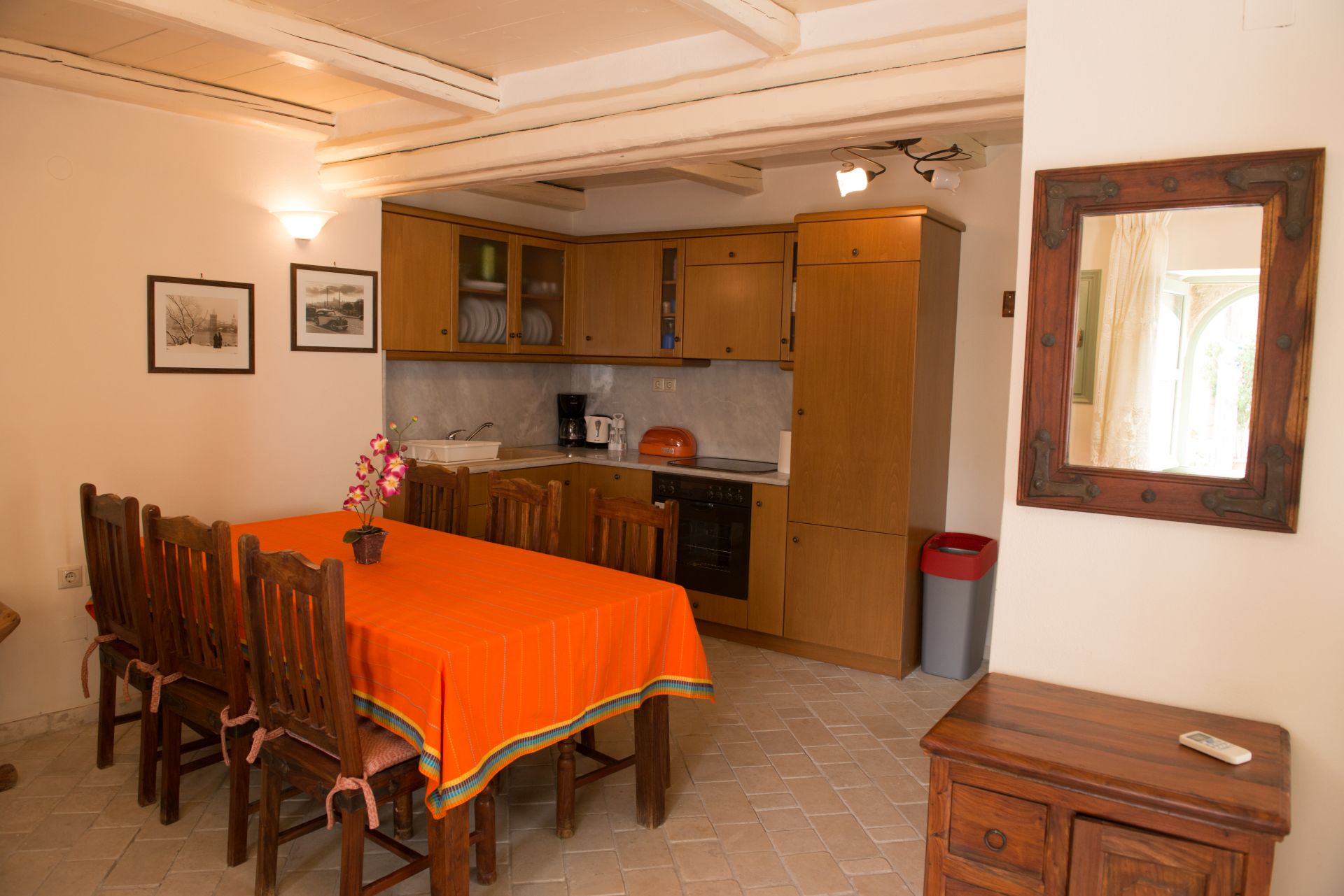 picture Archondiko Kitchen