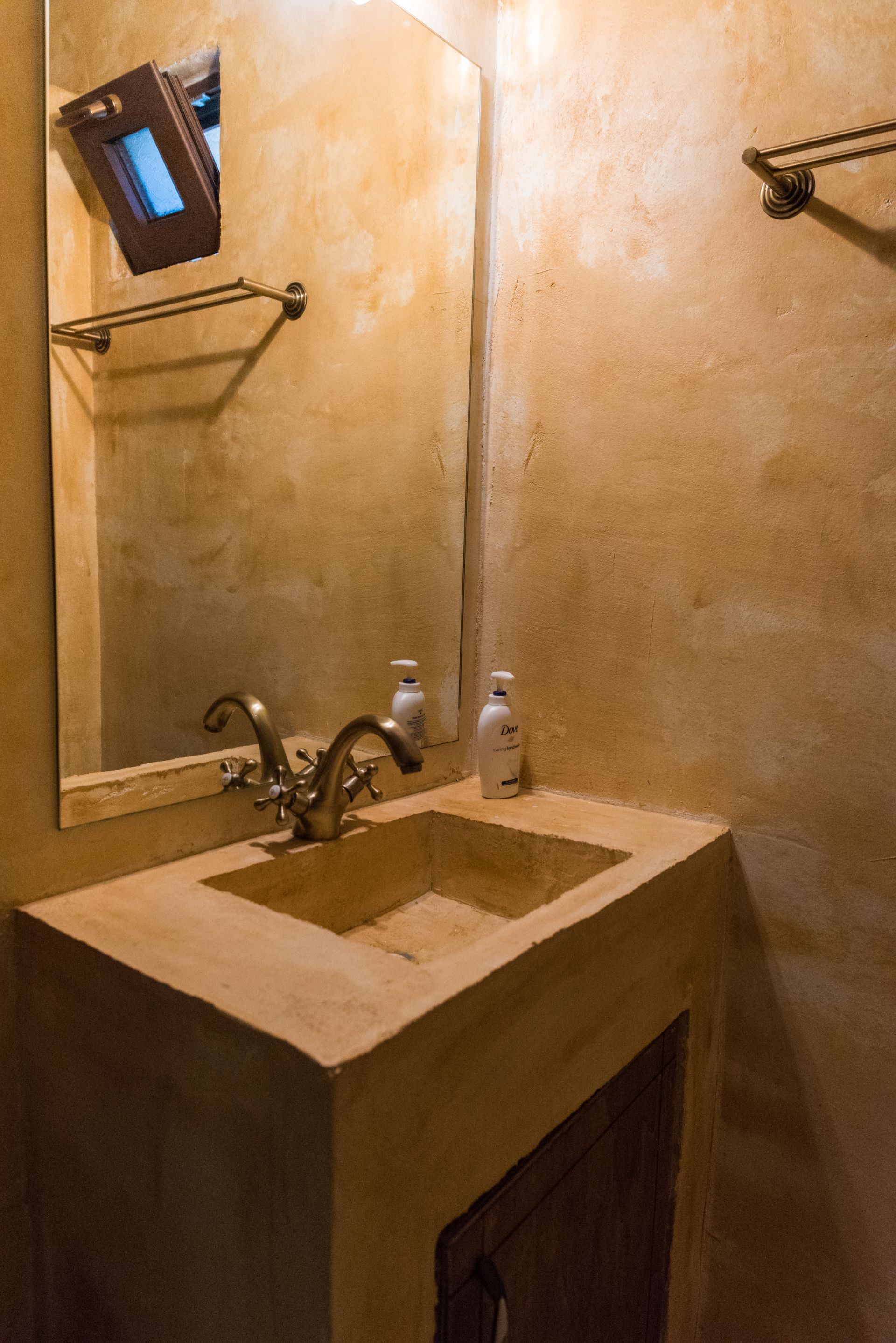 picture - Dafni - bathroom