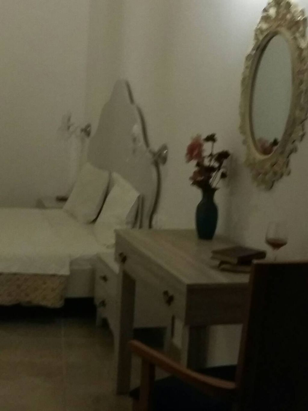 picture galatia bedroom