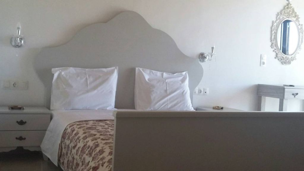 picture galatia bedroom