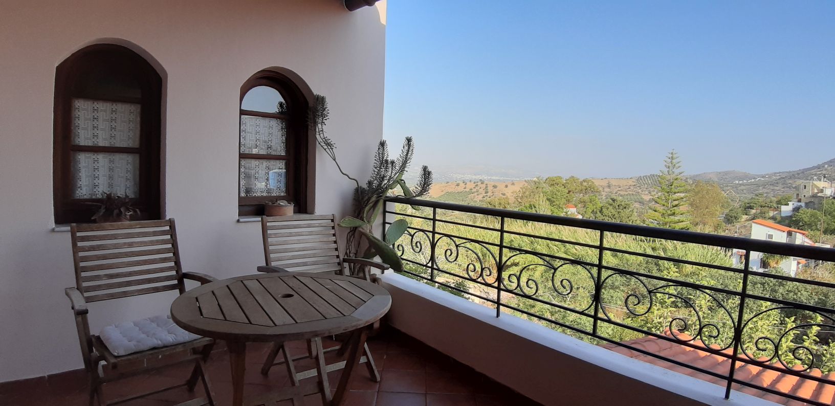 picture filiza east balcony