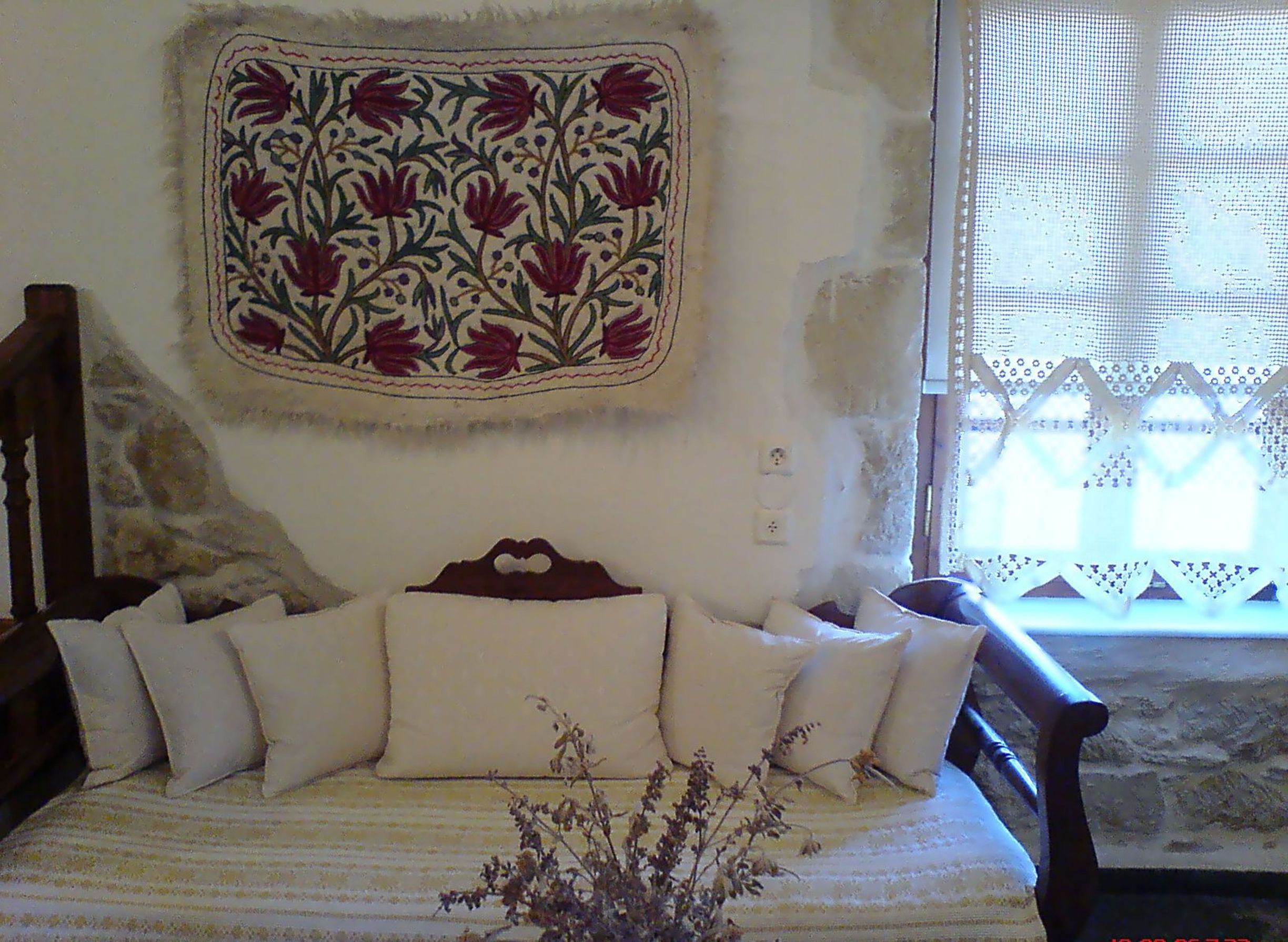 picture filiza living area