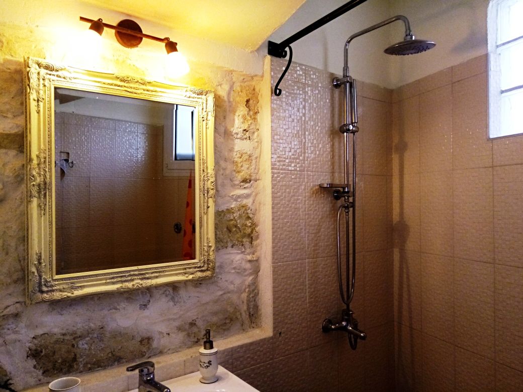 picture filiza 2nd bathroom